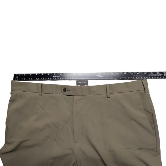 Dockers D3 Pants Mens 42x30 Brown Polyester Casual Chino Dressy Work Meetings - Picture 14 of 15
